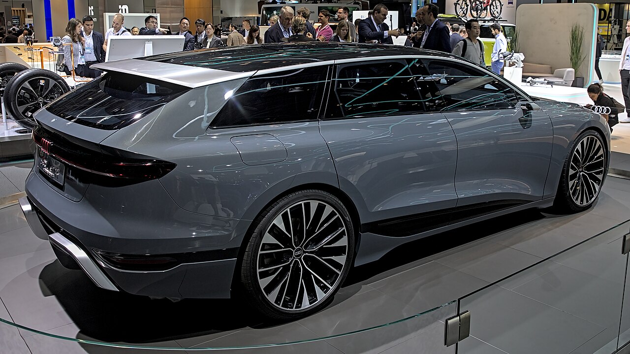 Audi A6 S Line 40 TFSI ảnh 1