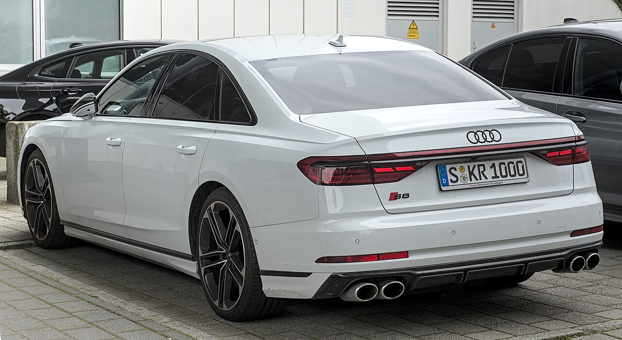 Audi S8 4.0 TFSI Quattro ảnh 3