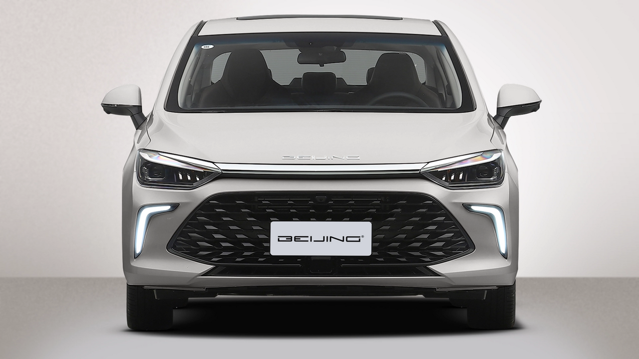 Baic Beijing U5 Plus Luxury ảnh 3