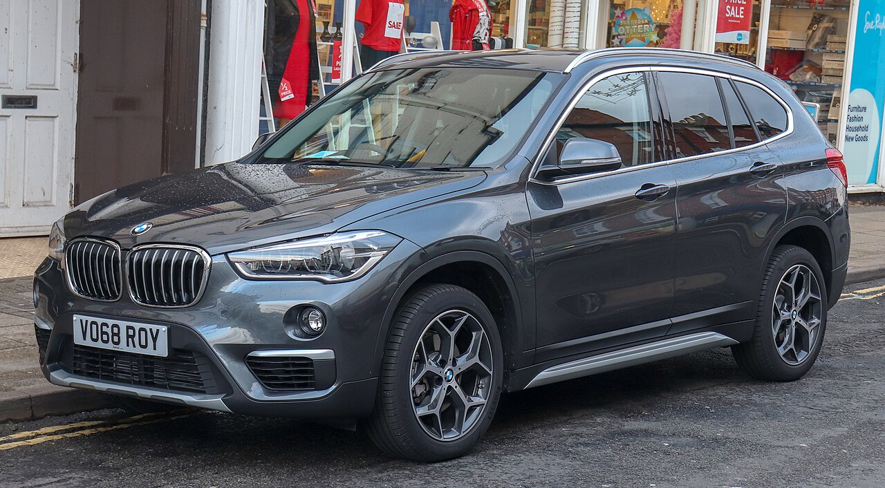 BMW X1 sDrive18i ảnh 1