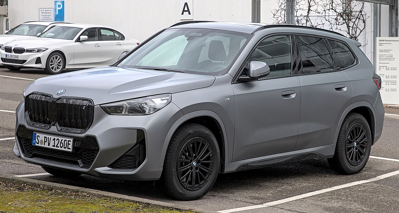 BMW X1 sDrive18i ảnh 3