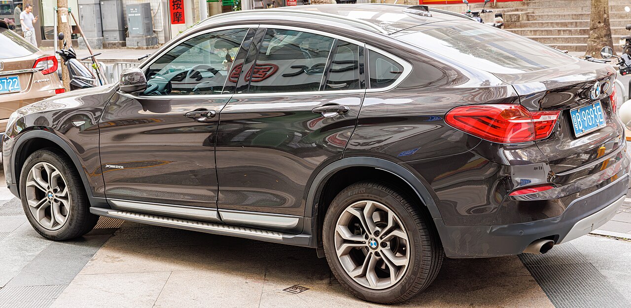 BMW X4 xDrive20i ảnh 2
