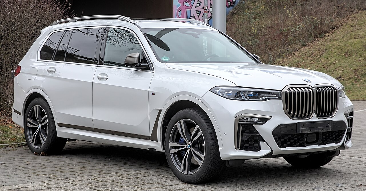 BMW X7 xDrive40i ảnh 2
