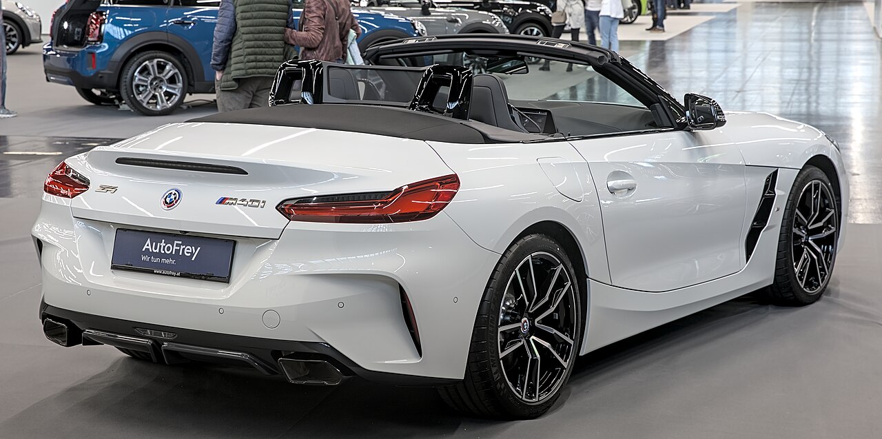 BMW Z4 sDrive20i ảnh 2