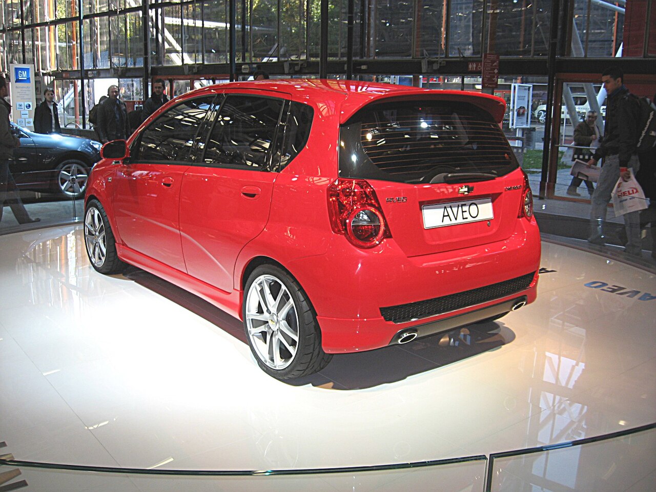 Chevrolet Aveo LT 1.4 MT ảnh 3