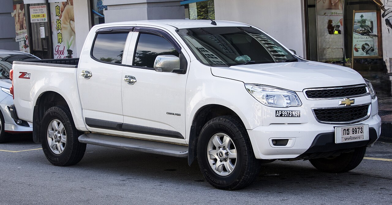Chevrolet Colorado High Country 2.5L 4x4 AT ảnh 1