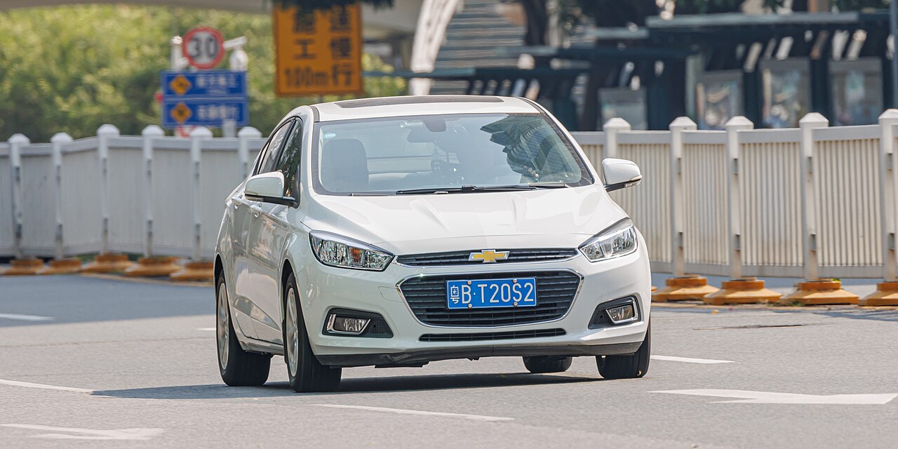 Chevrolet Cruze LTZ 1.8L ảnh 2