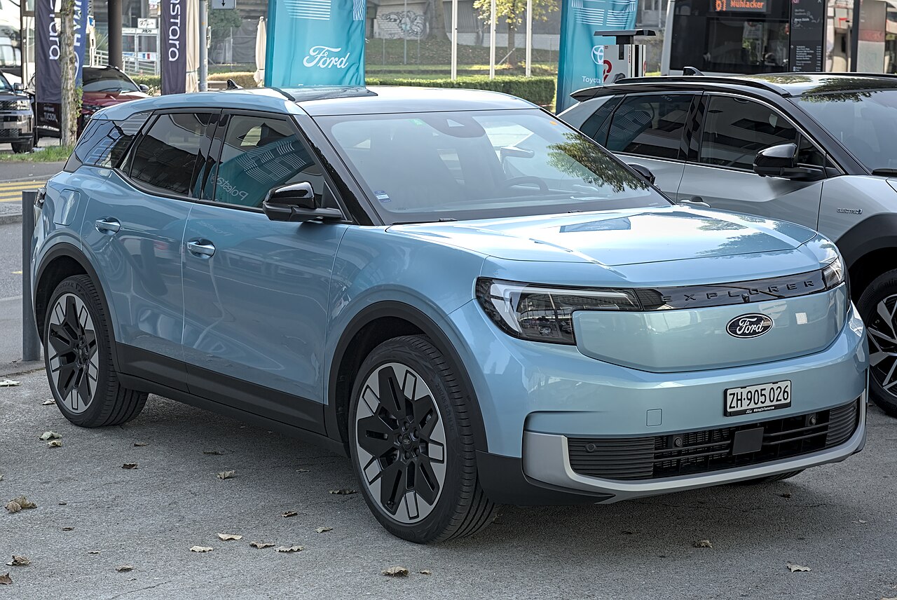 Ford Explorer Platinum 3.0L EcoBoost ảnh 3