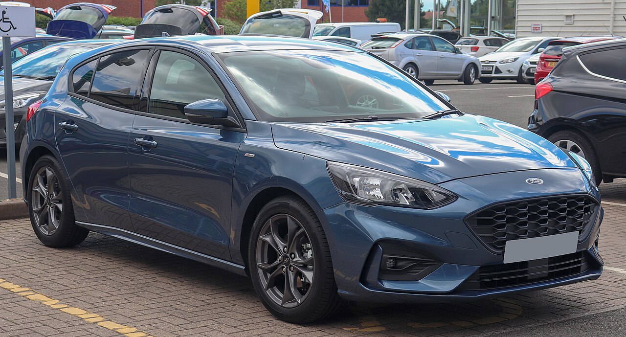 Ford Focus 1.6 MT ảnh 1