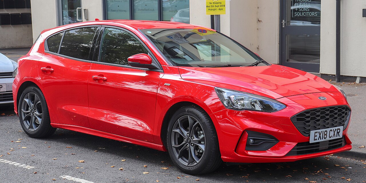 Ford Focus 1.6 MT ảnh 2