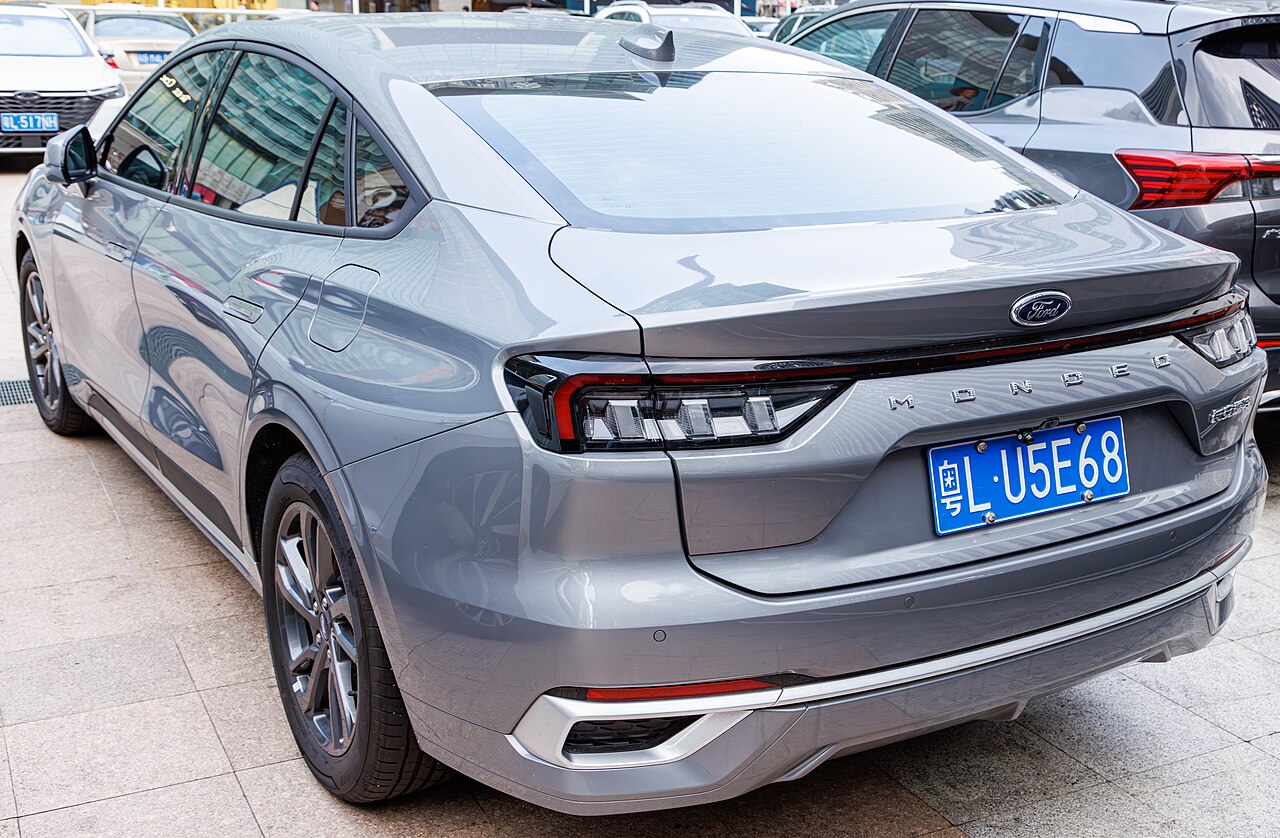 Ford Mondeo 2.3 AT ảnh 1