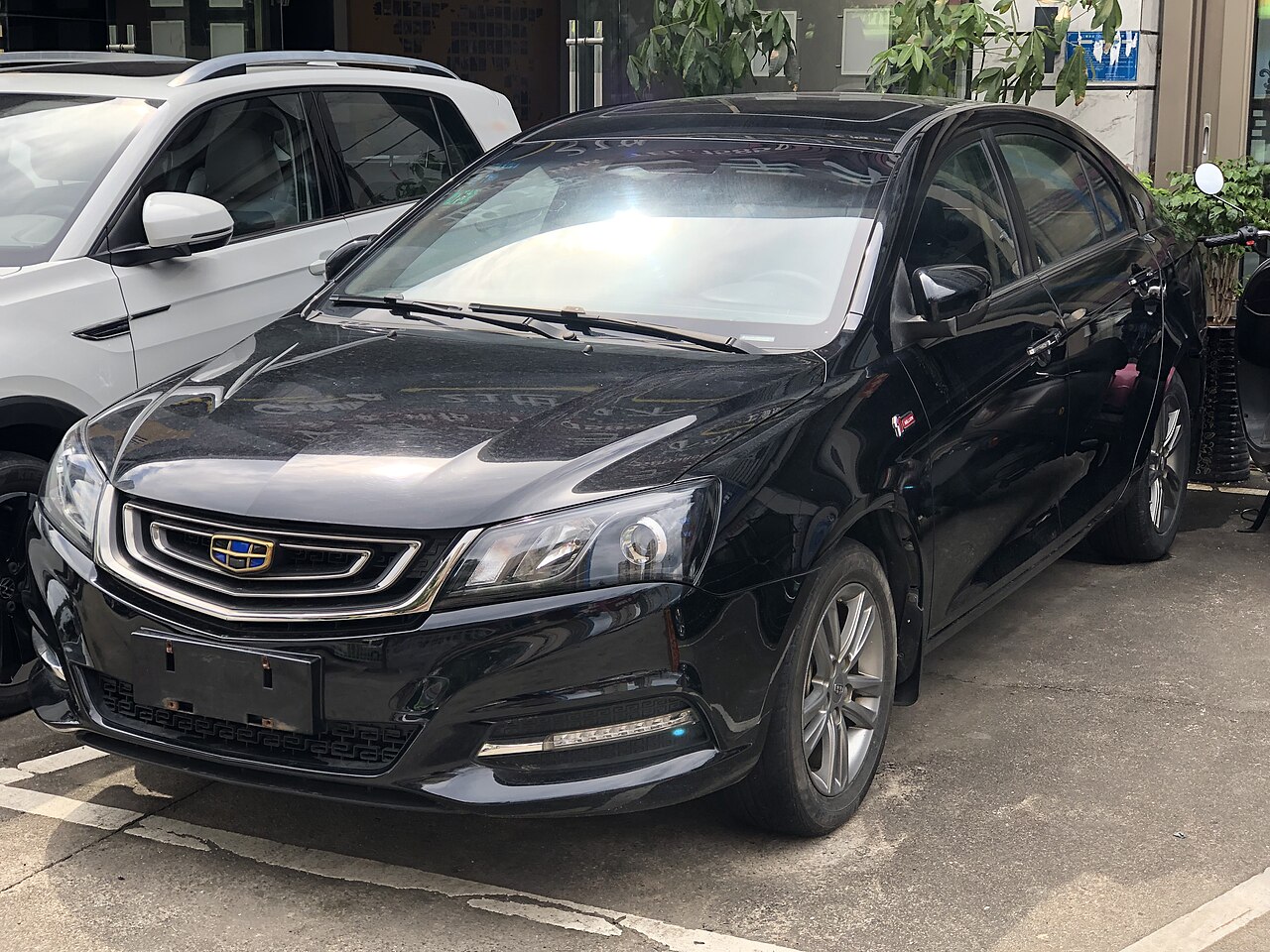 Geely Emgrand EC820 2.0 CVT ảnh 1