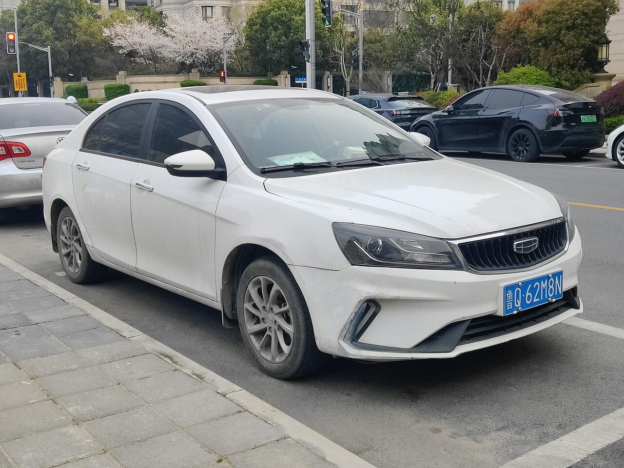Geely Emgrand EC820 2.0 CVT ảnh 2
