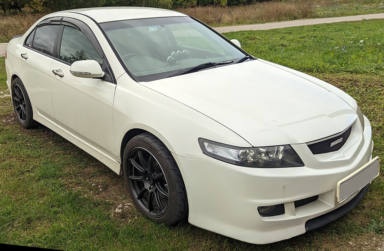 Honda Accord 1.5 AT