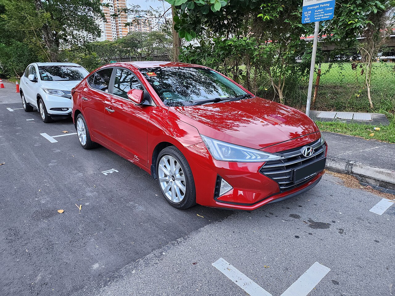 Hyundai Avante 2.0 AT ảnh 2