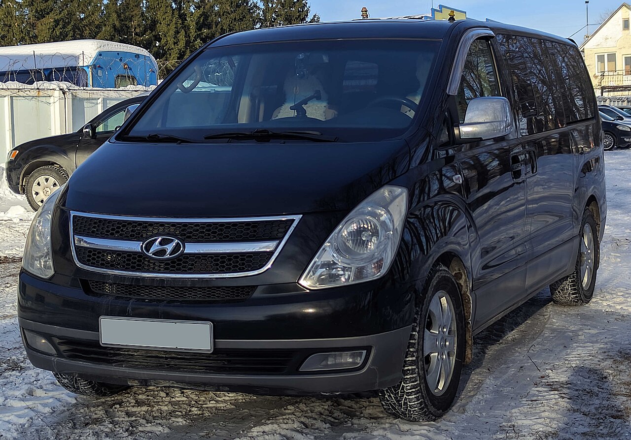 Hyundai Grand Starex 2.4 MT ảnh 1