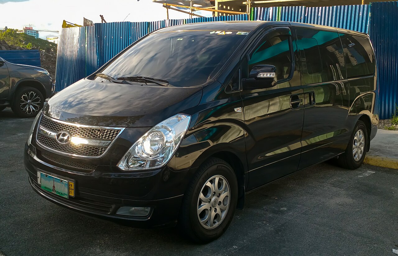Hyundai Grand Starex 2.4 MT ảnh 3