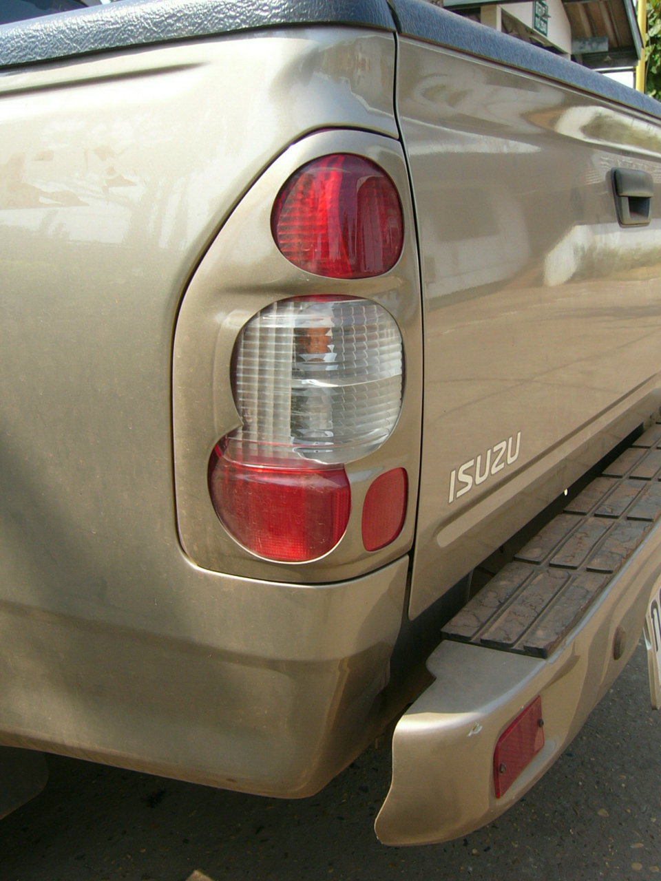 Isuzu Dmax LS 2.5 4x2 MT ảnh 2