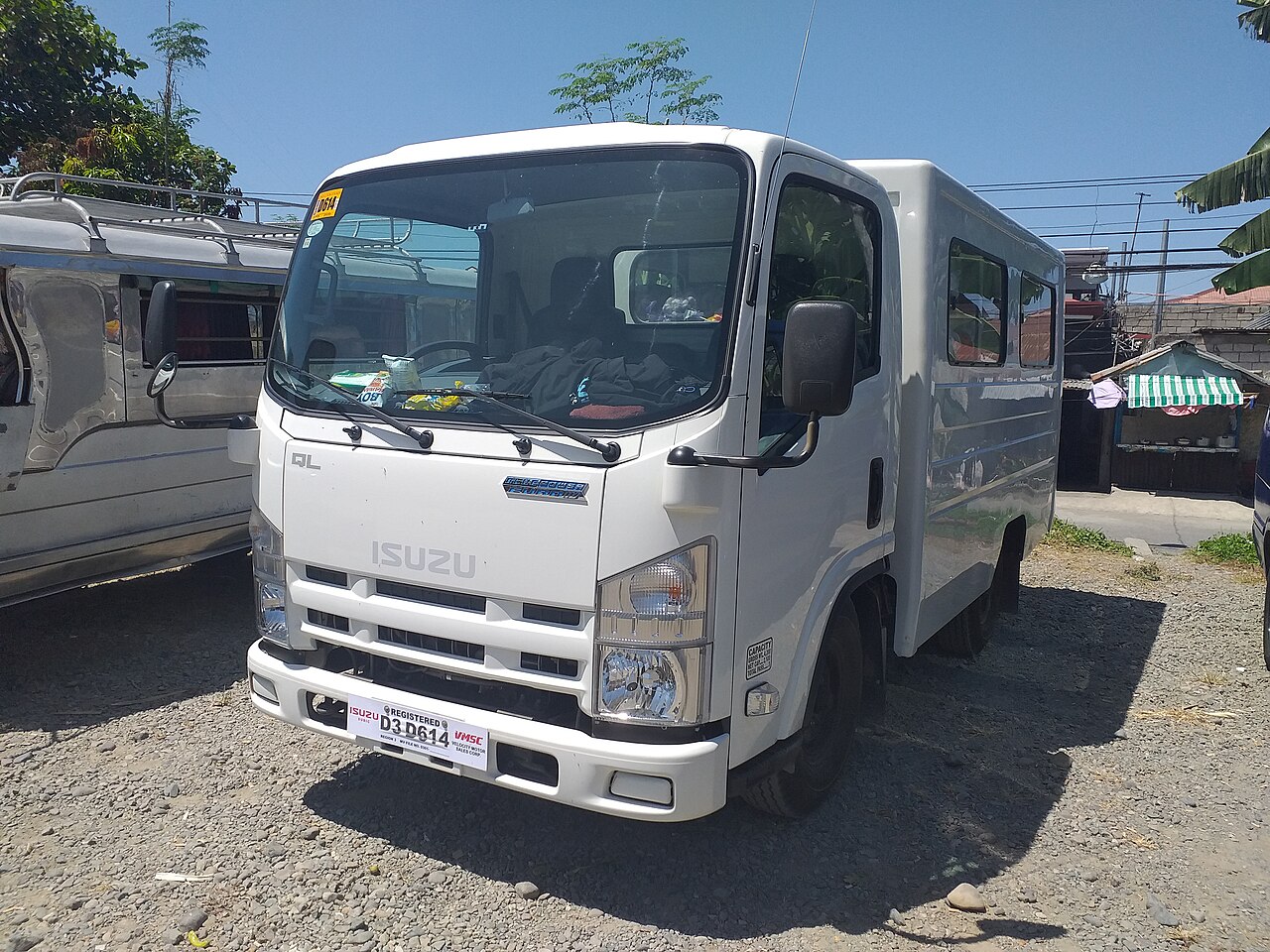 Isuzu QKR ảnh 1