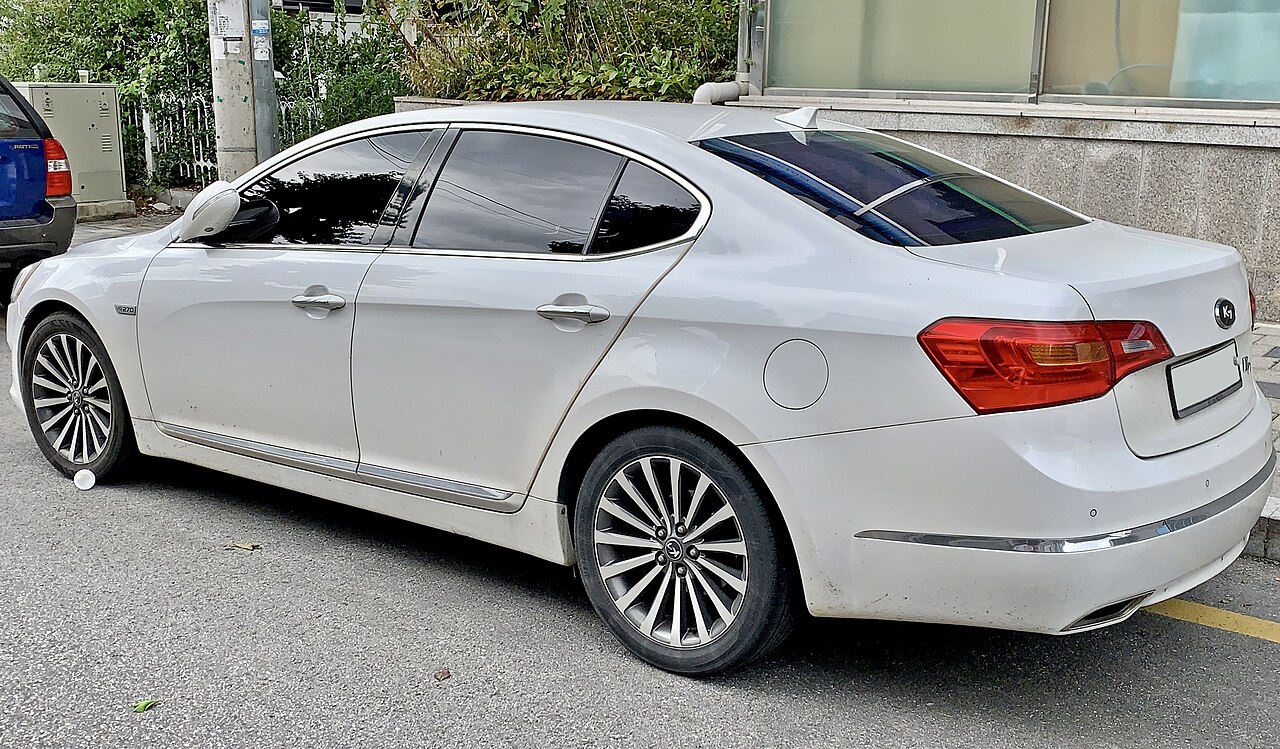 Kia K7 2.4 AT ảnh 2