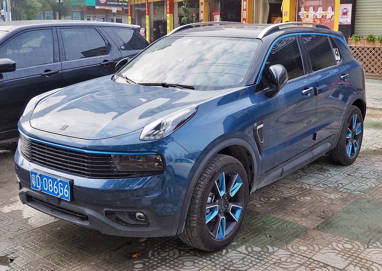 Lynk & Co 01 Hyper Pro ảnh 1