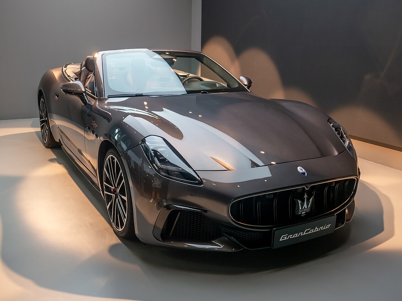 Maserati GranCabrio 4.7 V8 ảnh 2