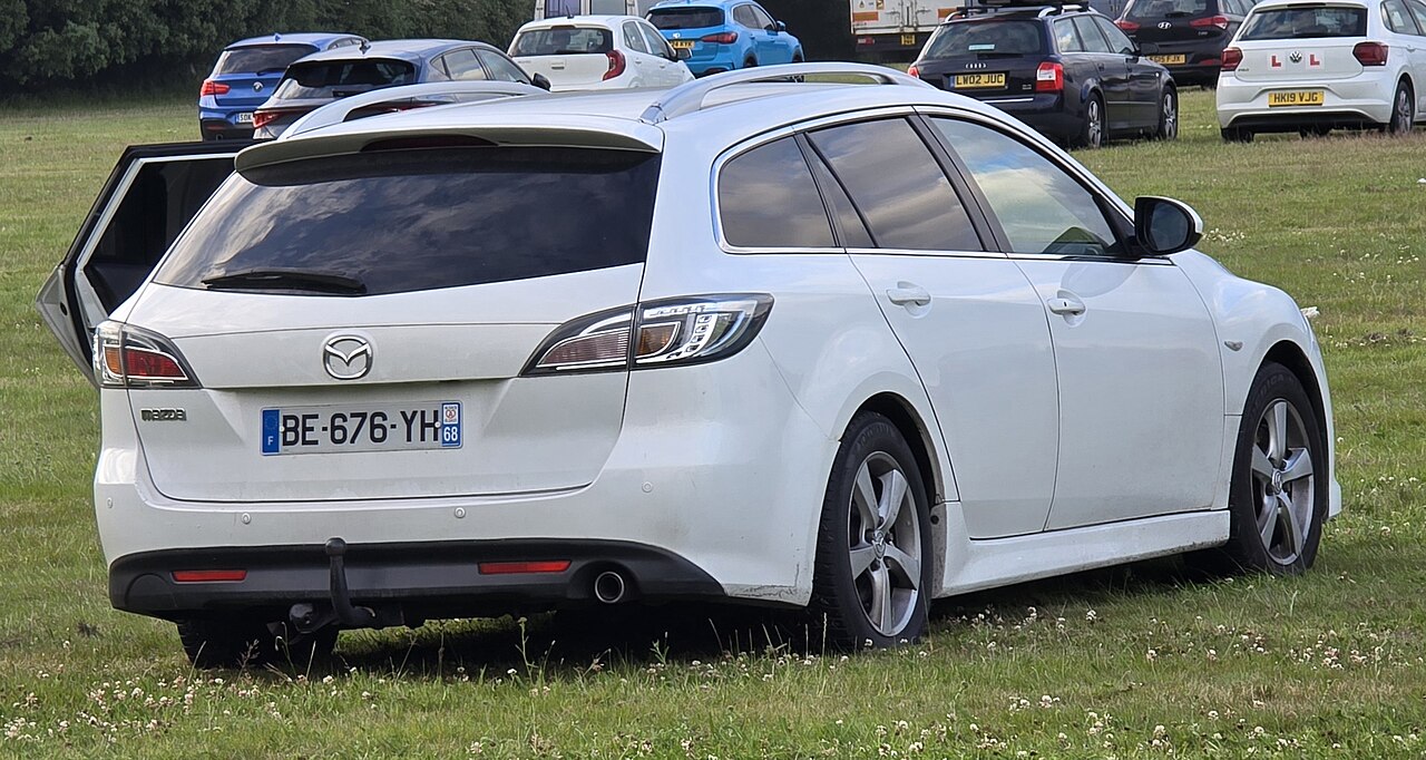 Mazda 6 2.0L Premium ảnh 3