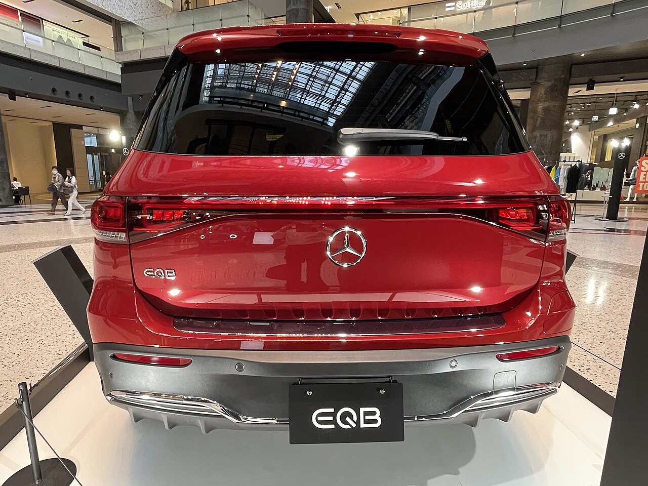 Mercedes-Benz EQB 250 ảnh 3