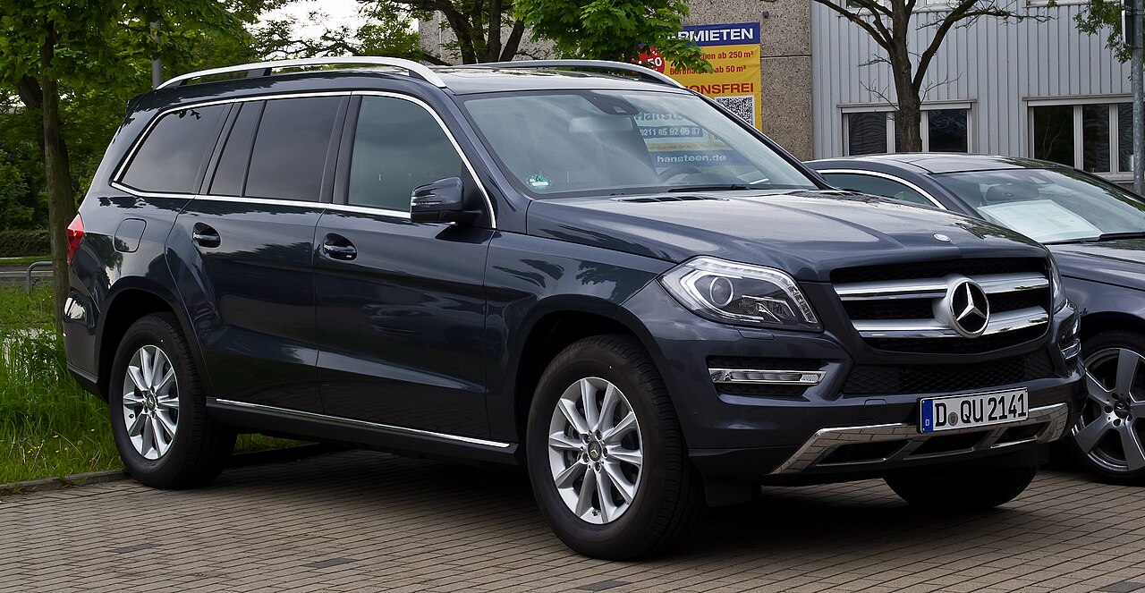 Mercedes-Benz GL 400 4Matic ảnh 2