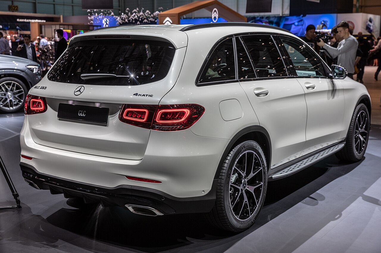 Mercedes-Benz GLC 200 4Matic ảnh 3