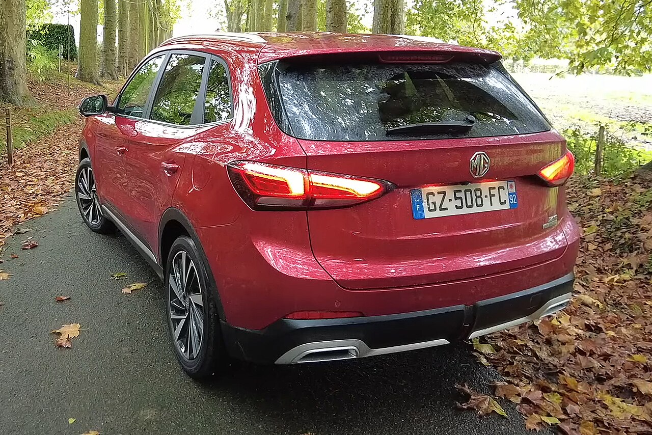 MG ZS Standard 1.5 AT 2WD ảnh 3