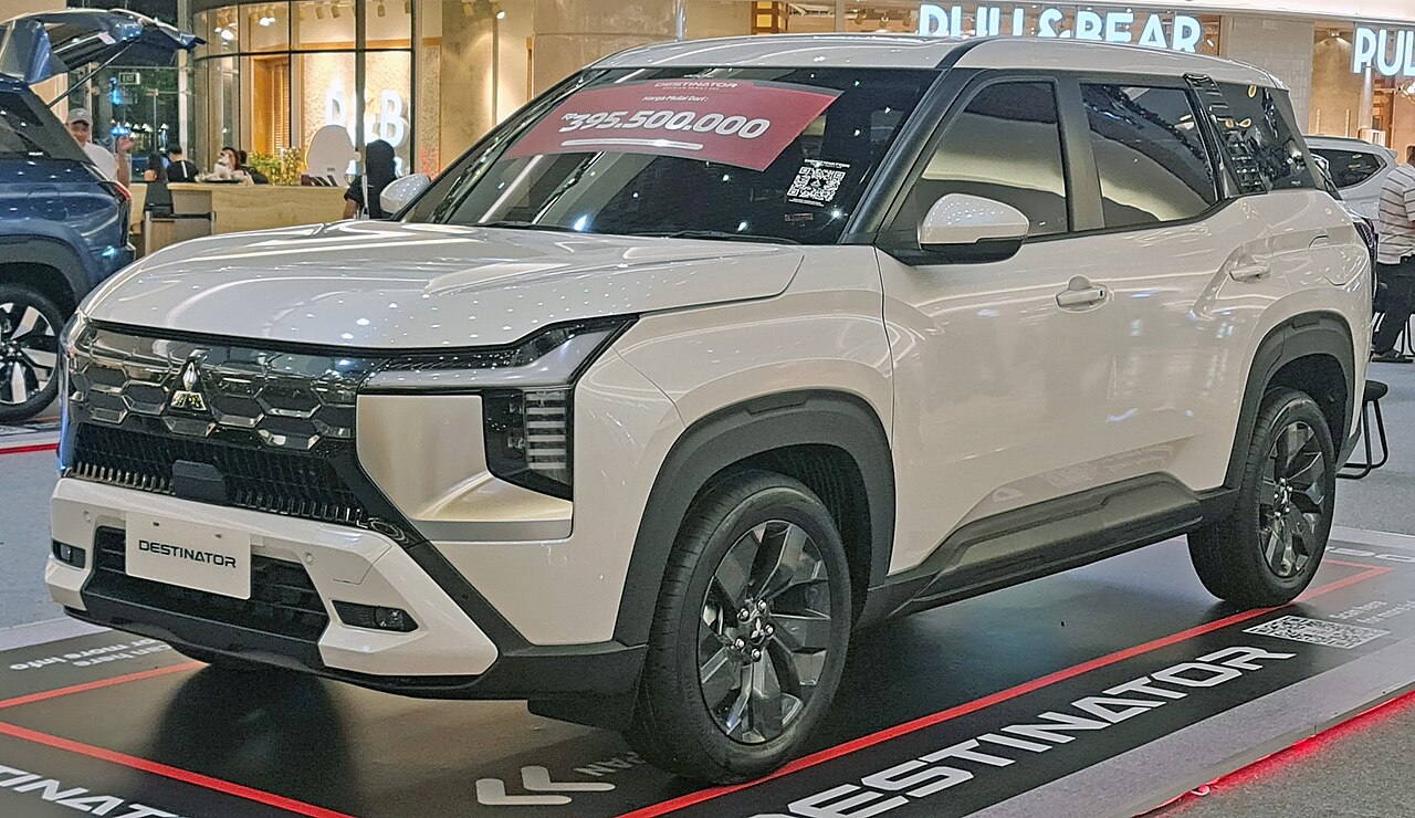 Mitsubishi Destinator Premium