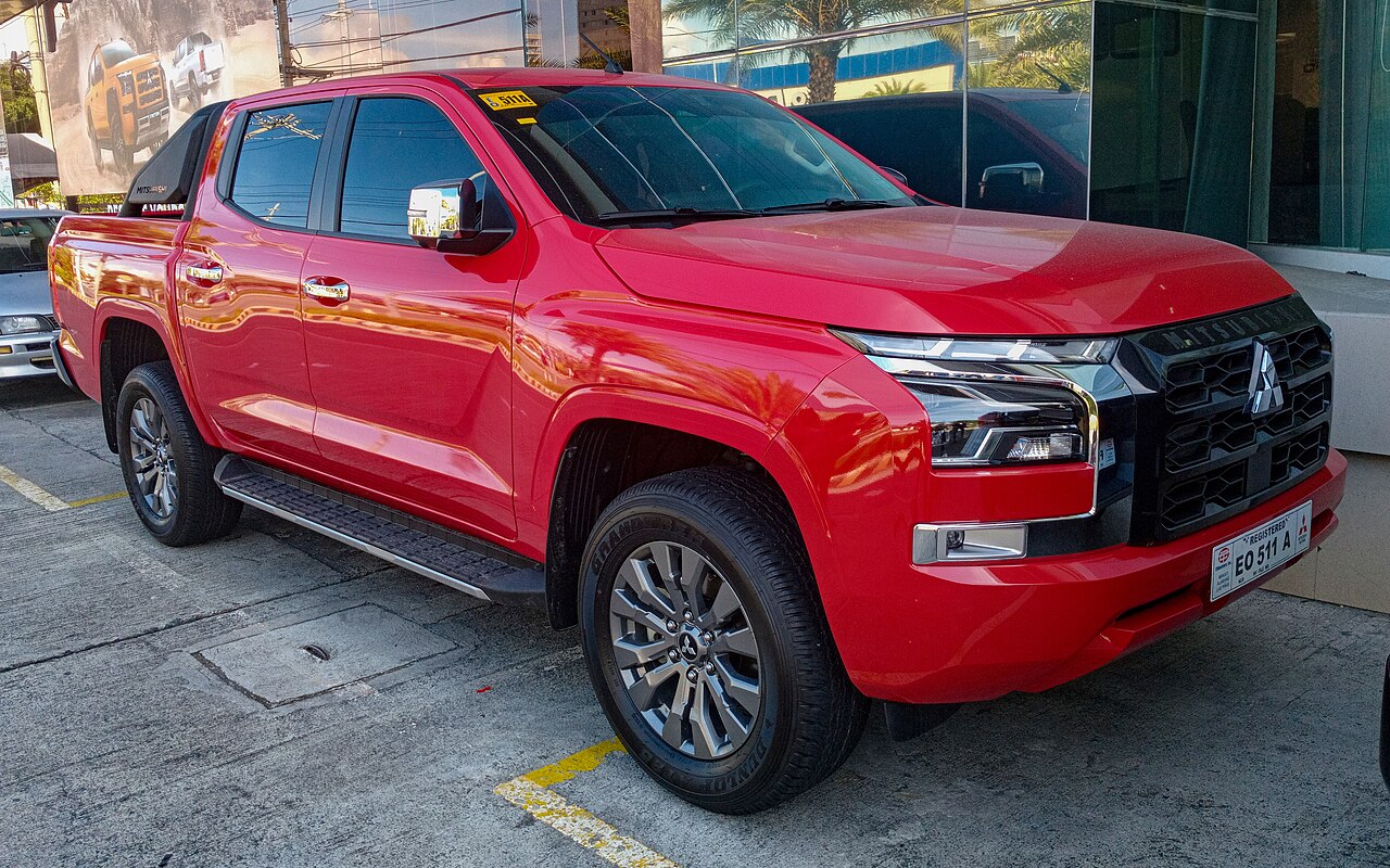 Mitsubishi Triton 4x4 AT Mivec ảnh 3