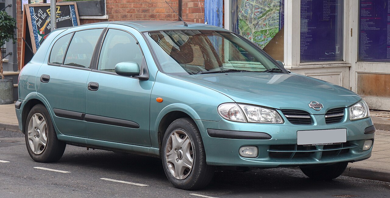 Nissan Almera 1.0 MT ảnh 3