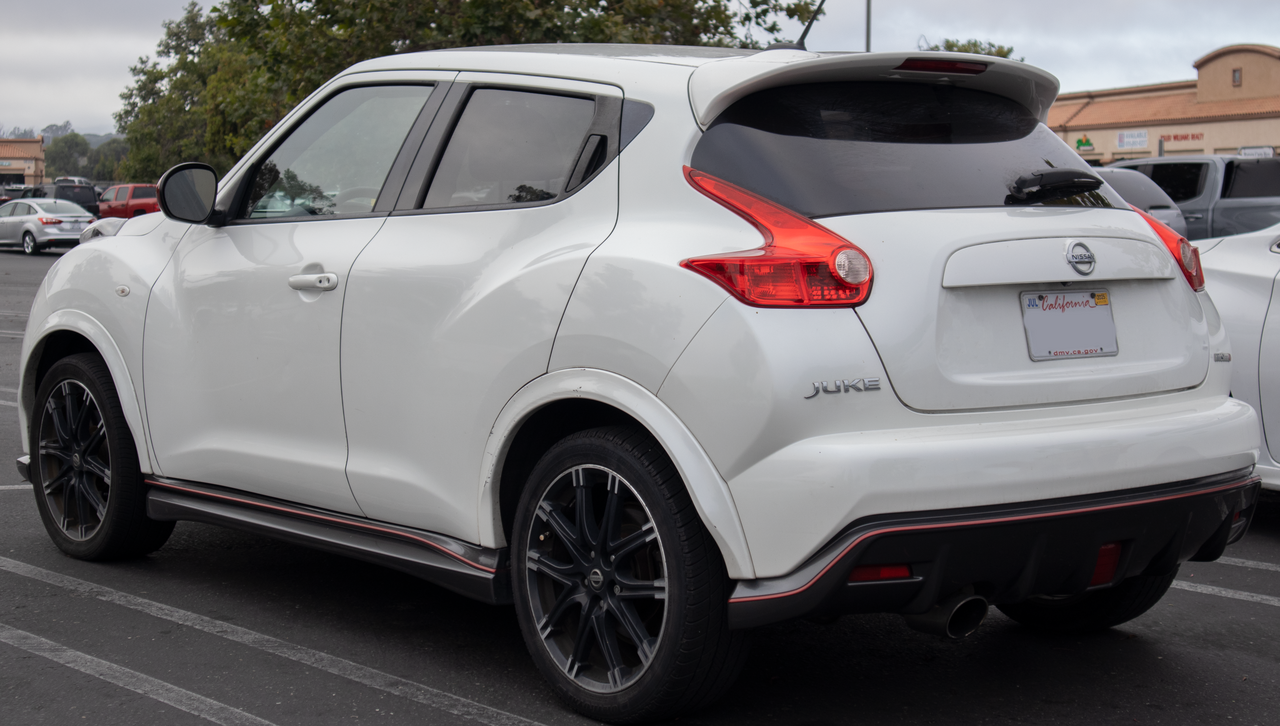 Nissan Juke 1.6 AT ảnh 2