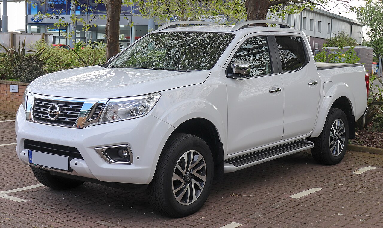 Nissan Navara E 2.5 MT 2WD ảnh 2