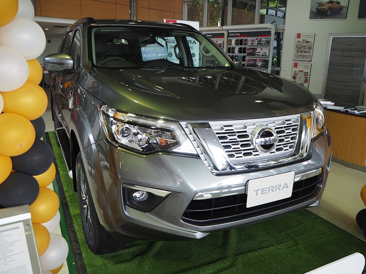 Nissan Terra E 2.5 AT 2WD ảnh 1