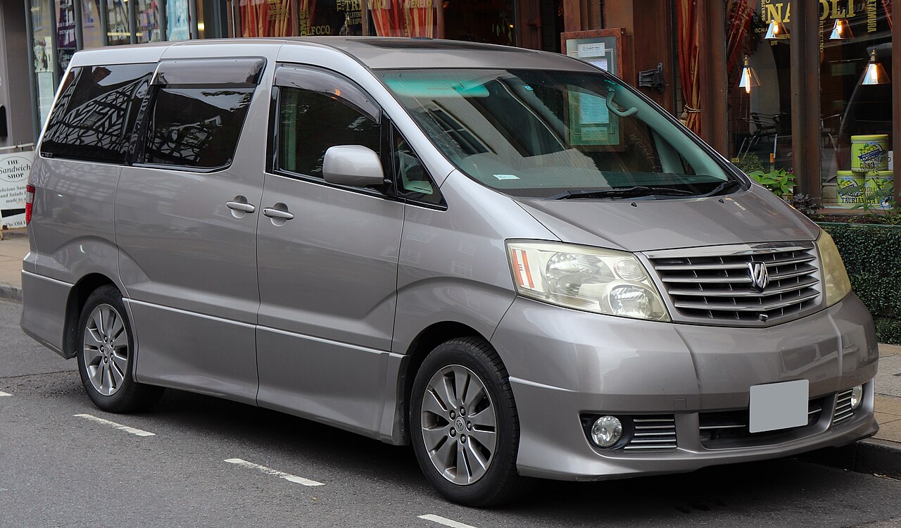 Toyota Alphard 2.4 AT