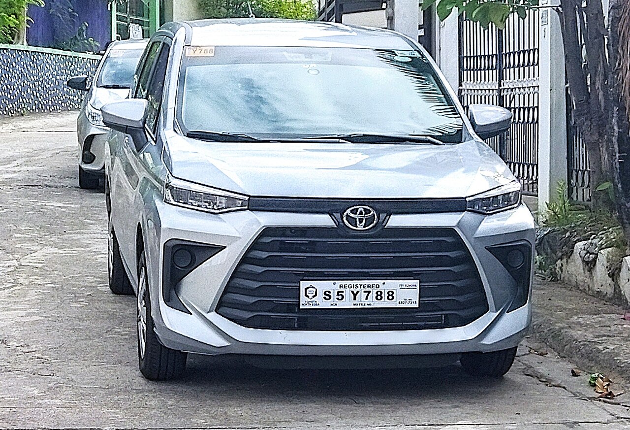 Toyota Avanza 1.5 AT ảnh 2