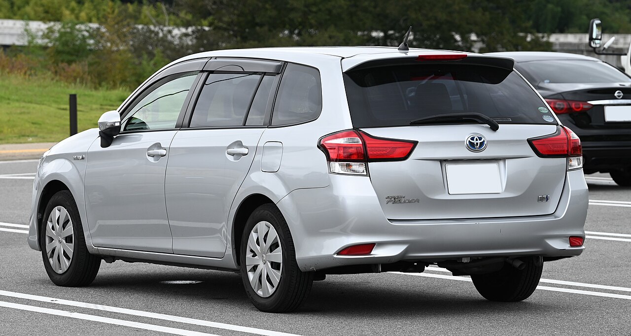 Toyota Corolla XLi 1.6 AT ảnh 3
