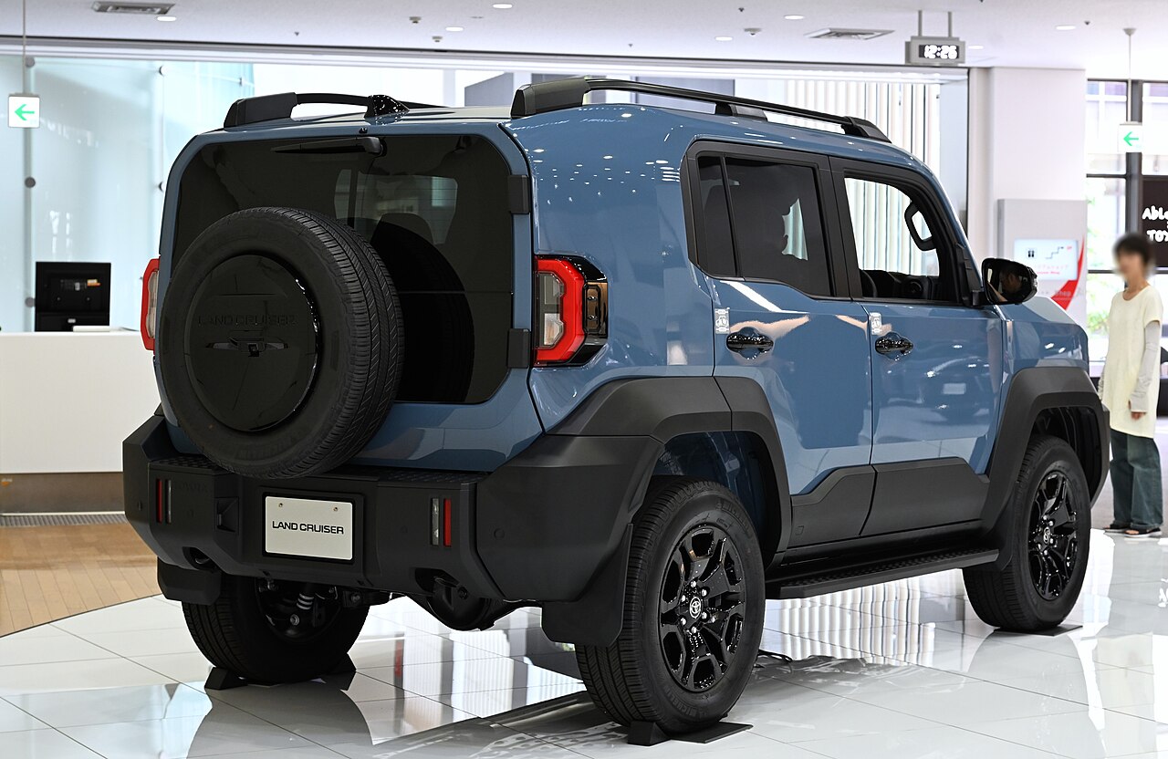 Toyota Land Cruiser 4.6 V8 ảnh 3