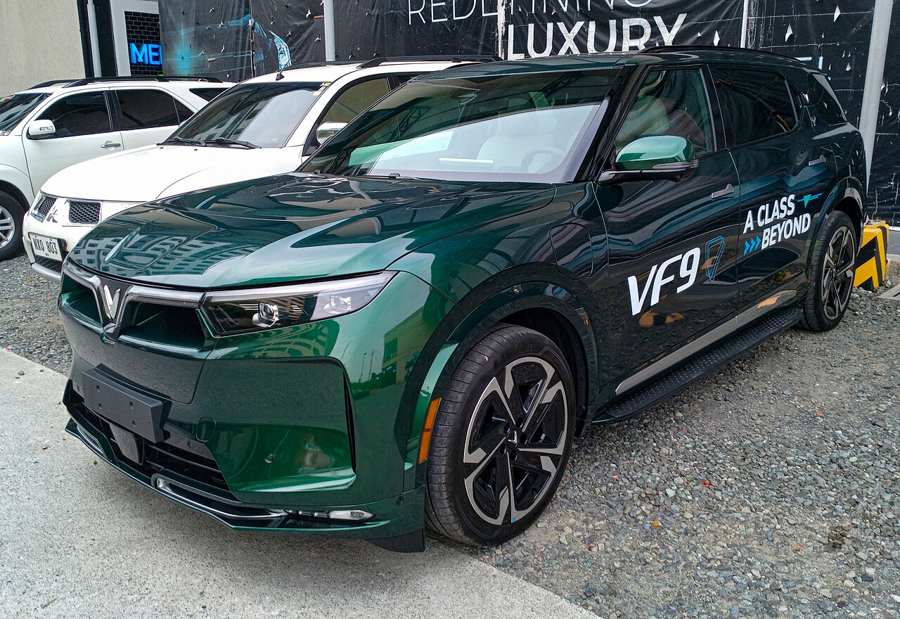 VinFast VF9 Eco ảnh 2