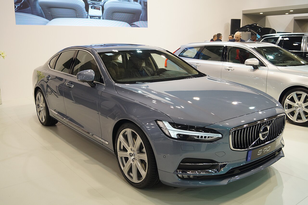 Volvo S90 Plug-in Hybrid Ultra T8 AWD ảnh 2