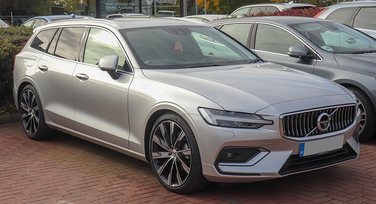 Volvo V60 Cross Country B5 AWD ảnh 1