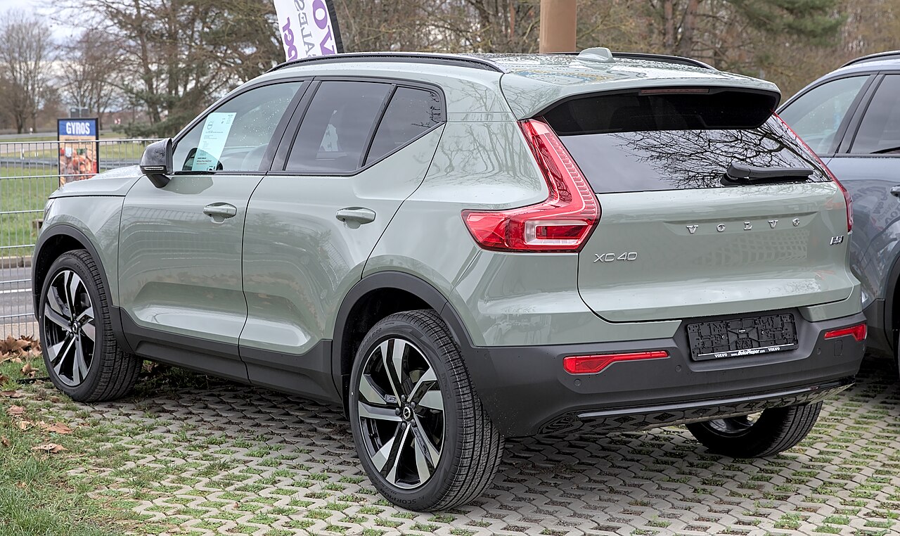 Volvo XC40 Ultimate B5 AWD ảnh 3