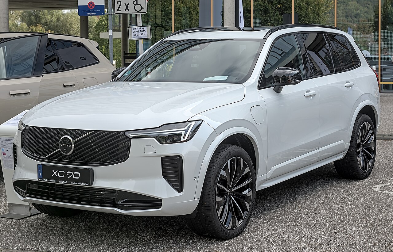 Volvo XC90 Ultimate B6 AWD ảnh 2